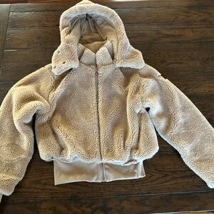 Alo Yoga Sherpa jacket